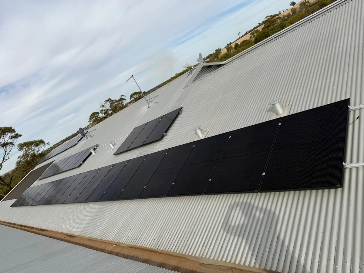 25kW solar array on a farm shed roof at Southern Brook